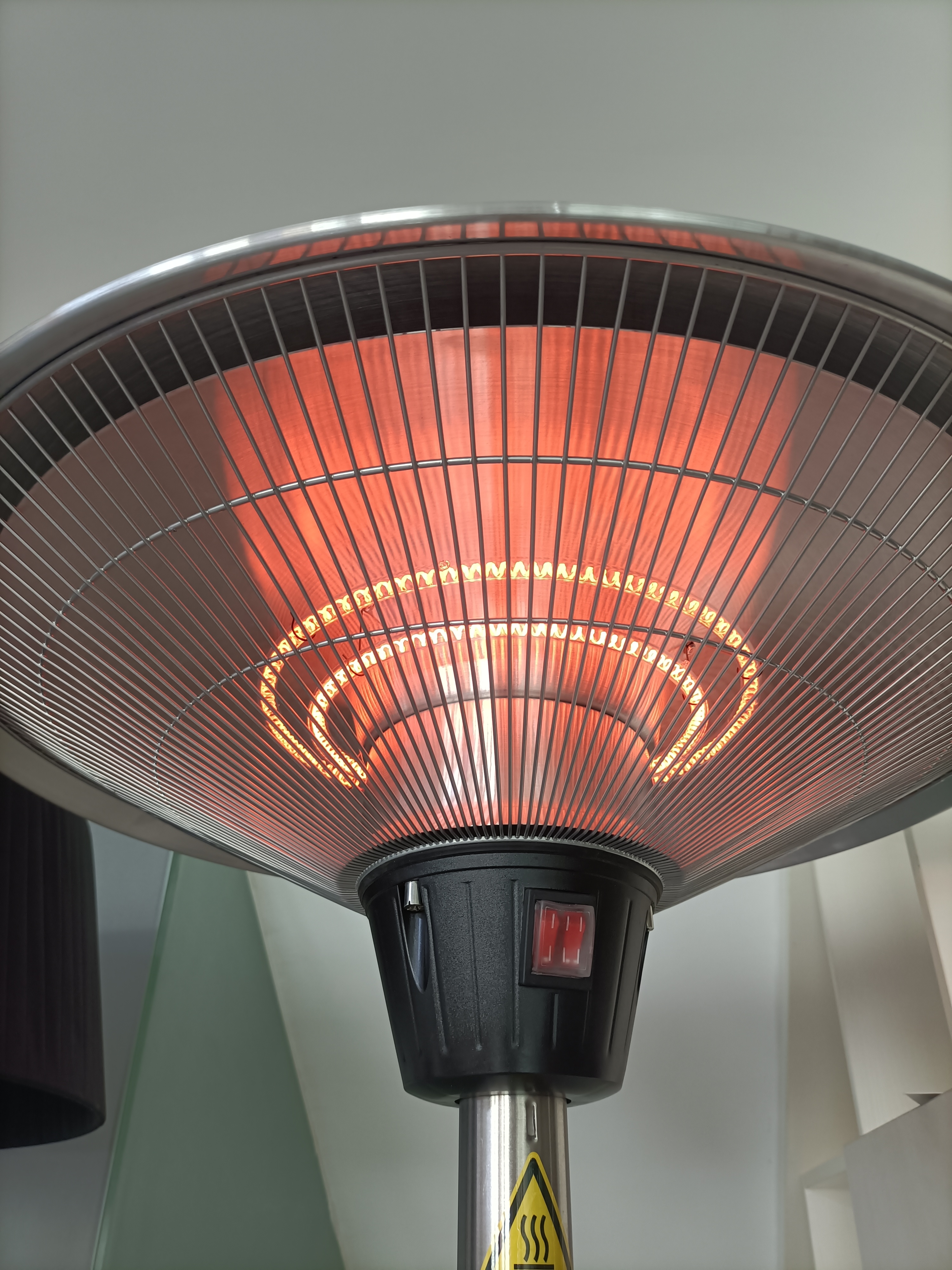 Engineering Electrical Insulation for Infrared Heaters in High Humidity Bathroom Environments